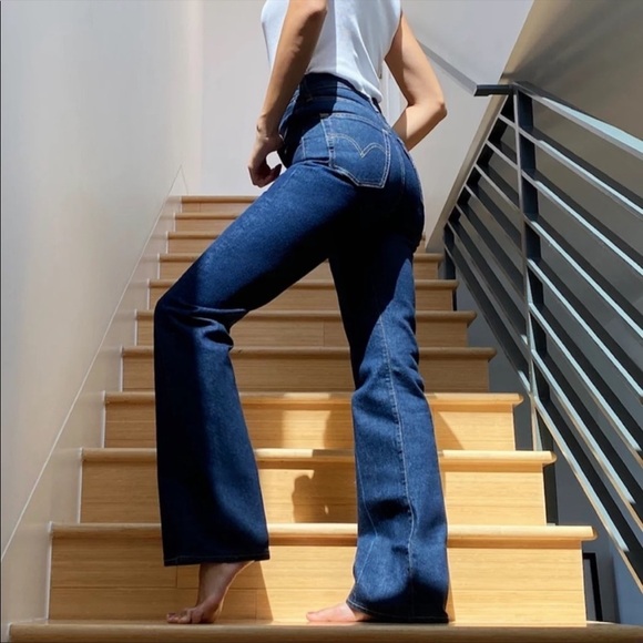 NWT Levi’s Ribcage High Rise Bootcut Jeans in High Key Dark Wash - Picture 3 of 14